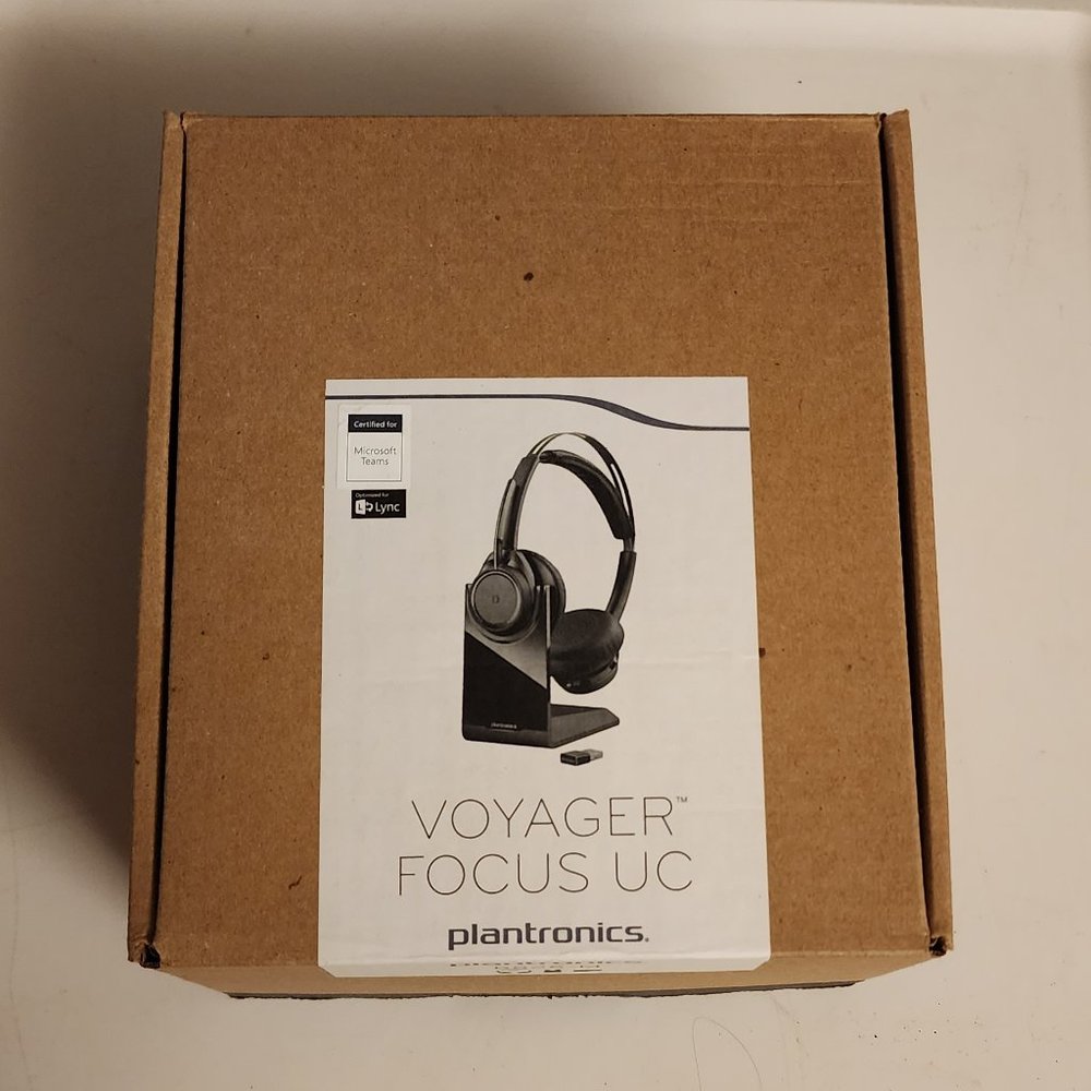 Plantronics Voyager UC B825 Focus Wireless Bluetooth USB Headset 202652-101 NEW
